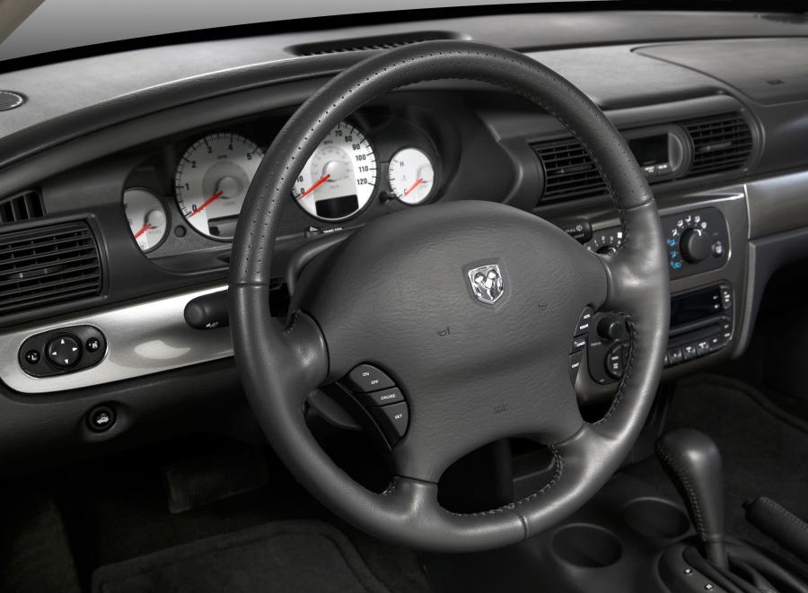  Dodge Stratus R/T 2004 года  (фото 2 из 8)